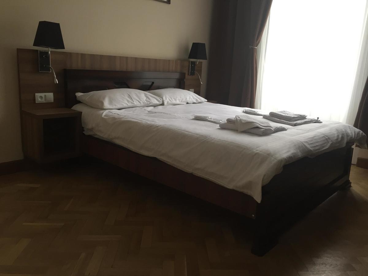 Отель Nice Тбилиси Экстерьер фото